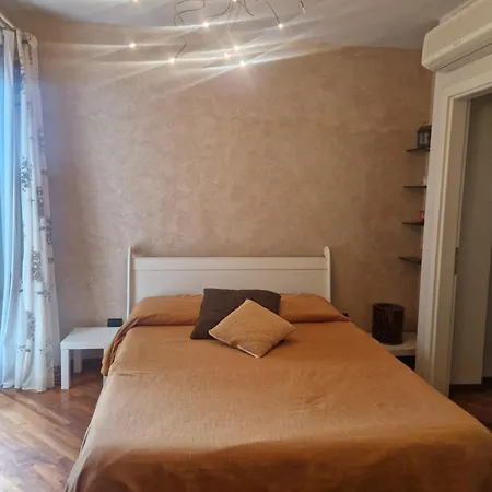 La Perla Di בית הארחה 3*